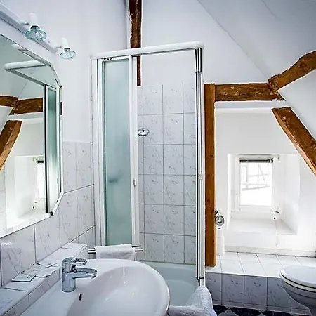 Hotel Ratskeller 3*