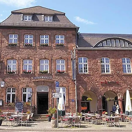Hotel Ratskeller 3*
